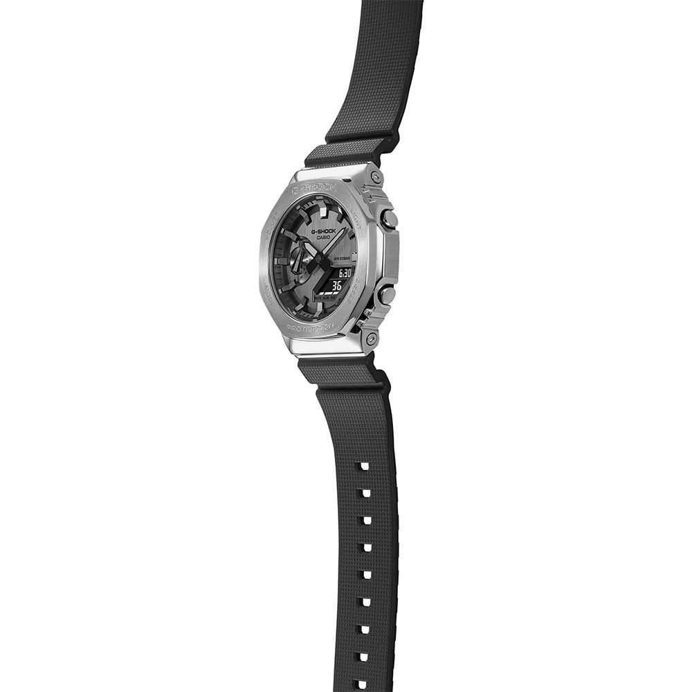 G-Shock GM-2100-1ADR G-Steel Bezel de Aço 200m
