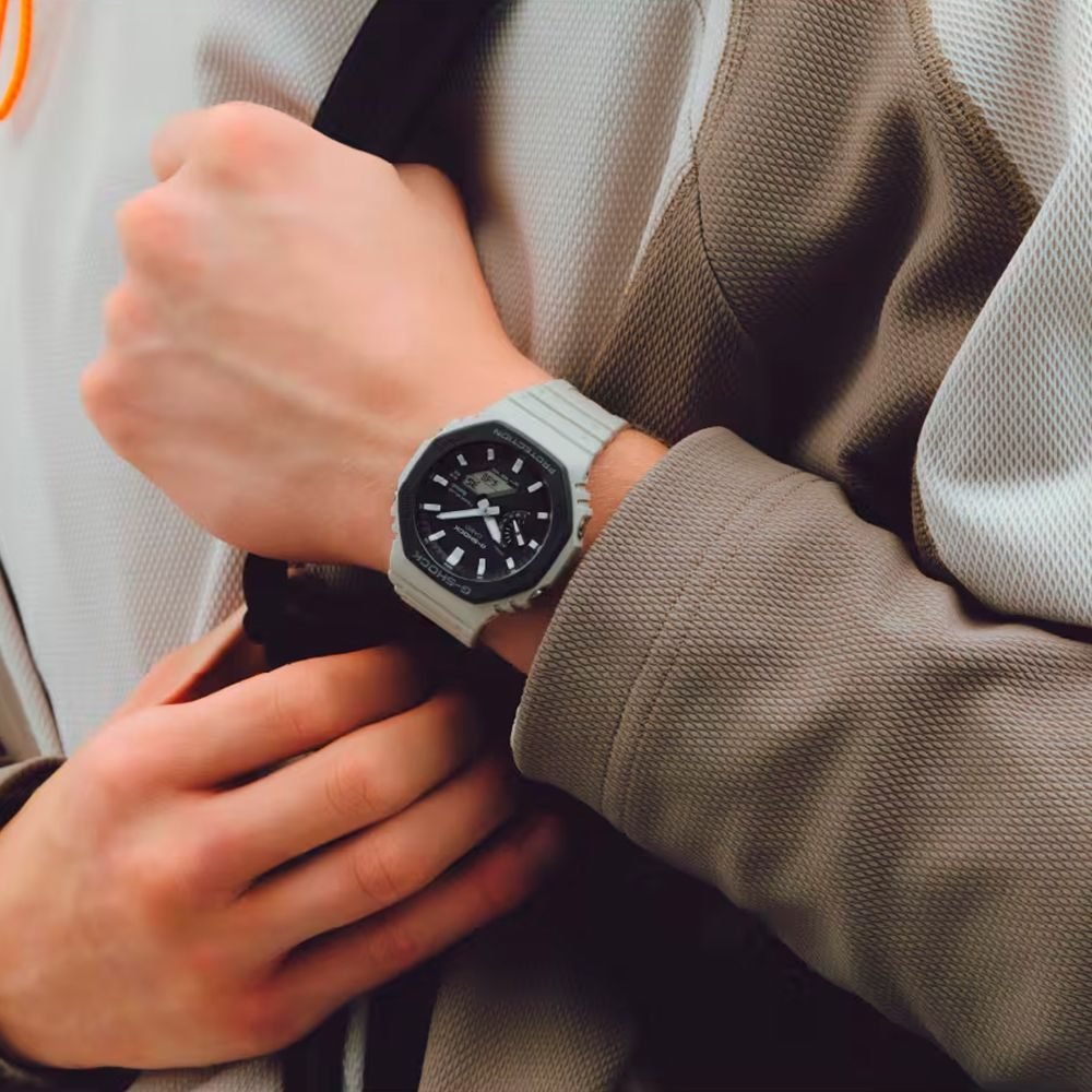 G-Shock GA-B2100LUU-5ADR Tough Solar Bluetooth Bege