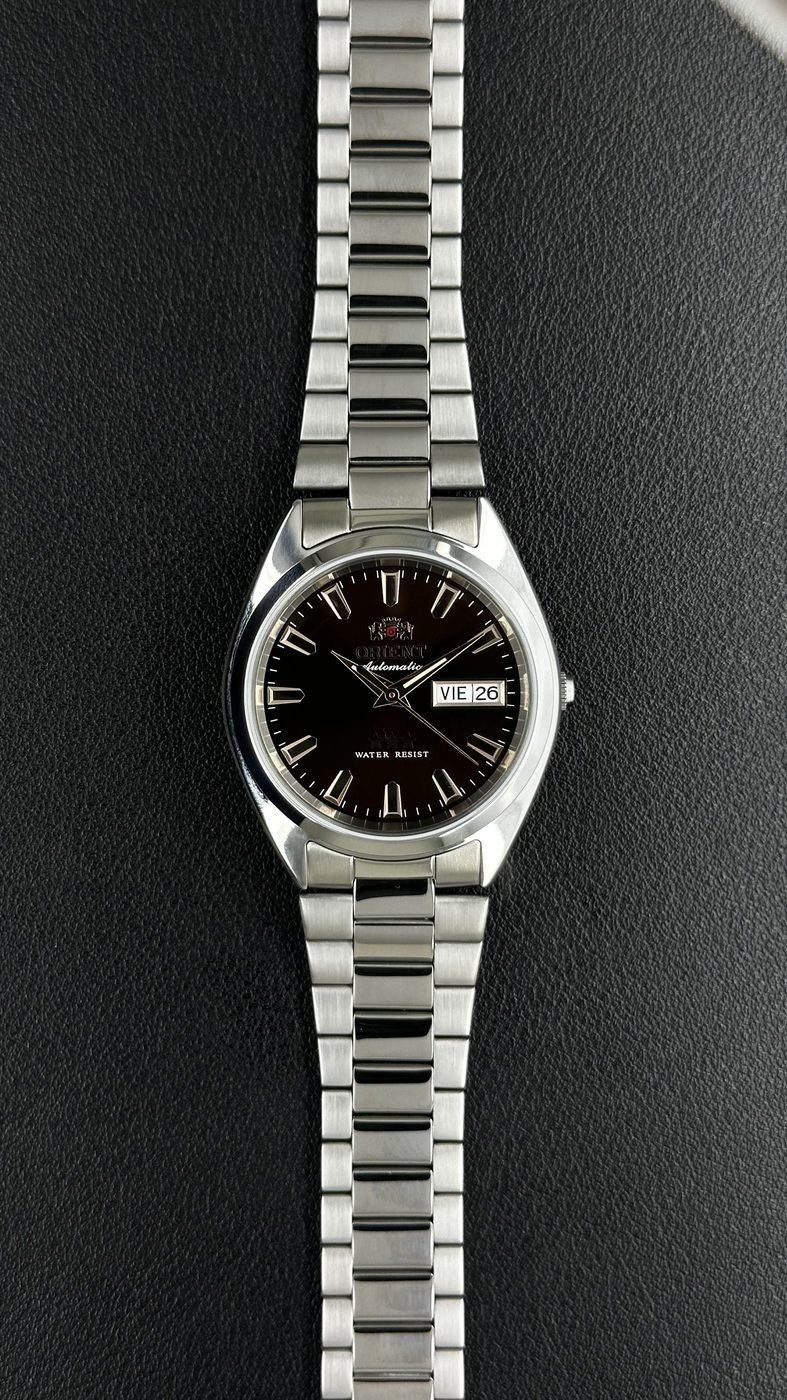 Orient 3 Estrelas Automático Marrom Calendário Duplo