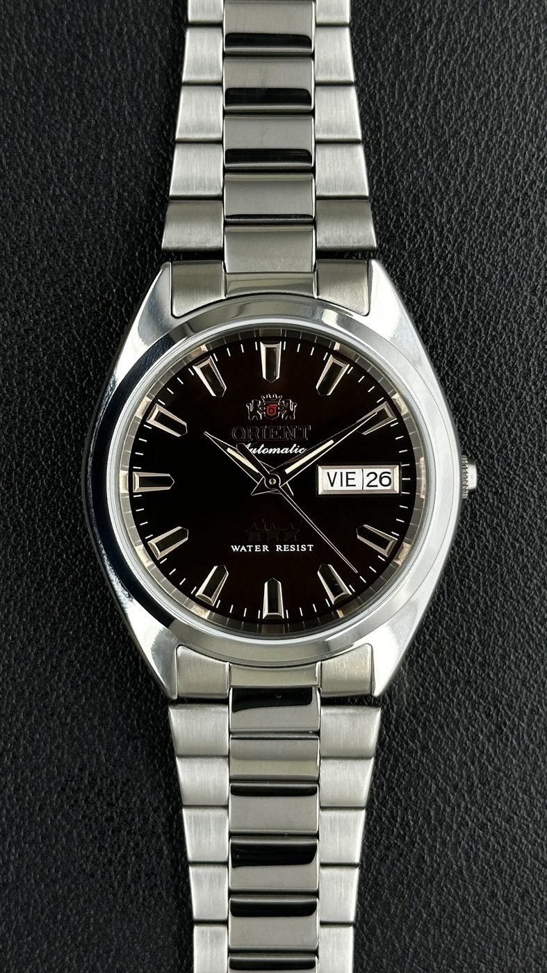 Orient 3 Estrelas Automático Marrom Calendário Duplo