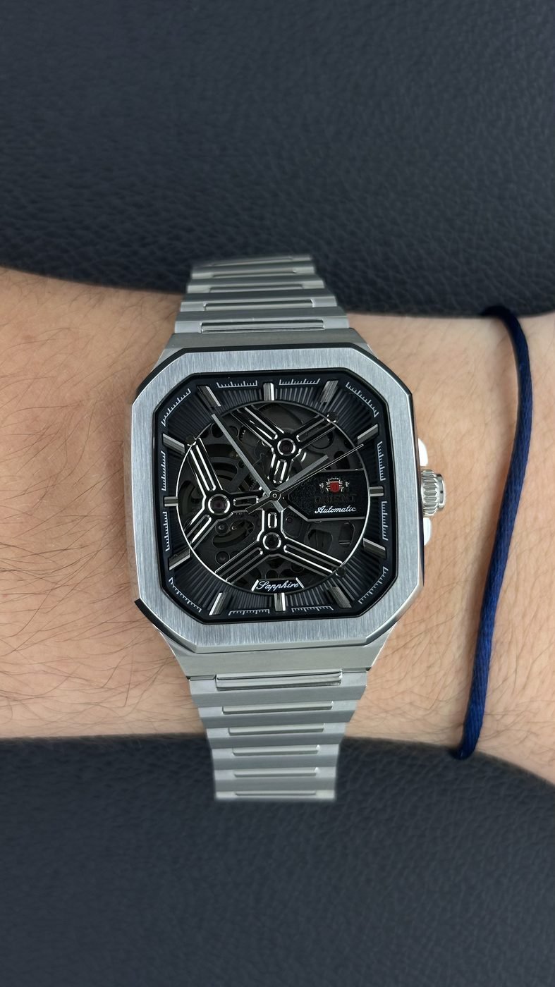 Orient Esqueleto Automático Prata/Preto Quadrado