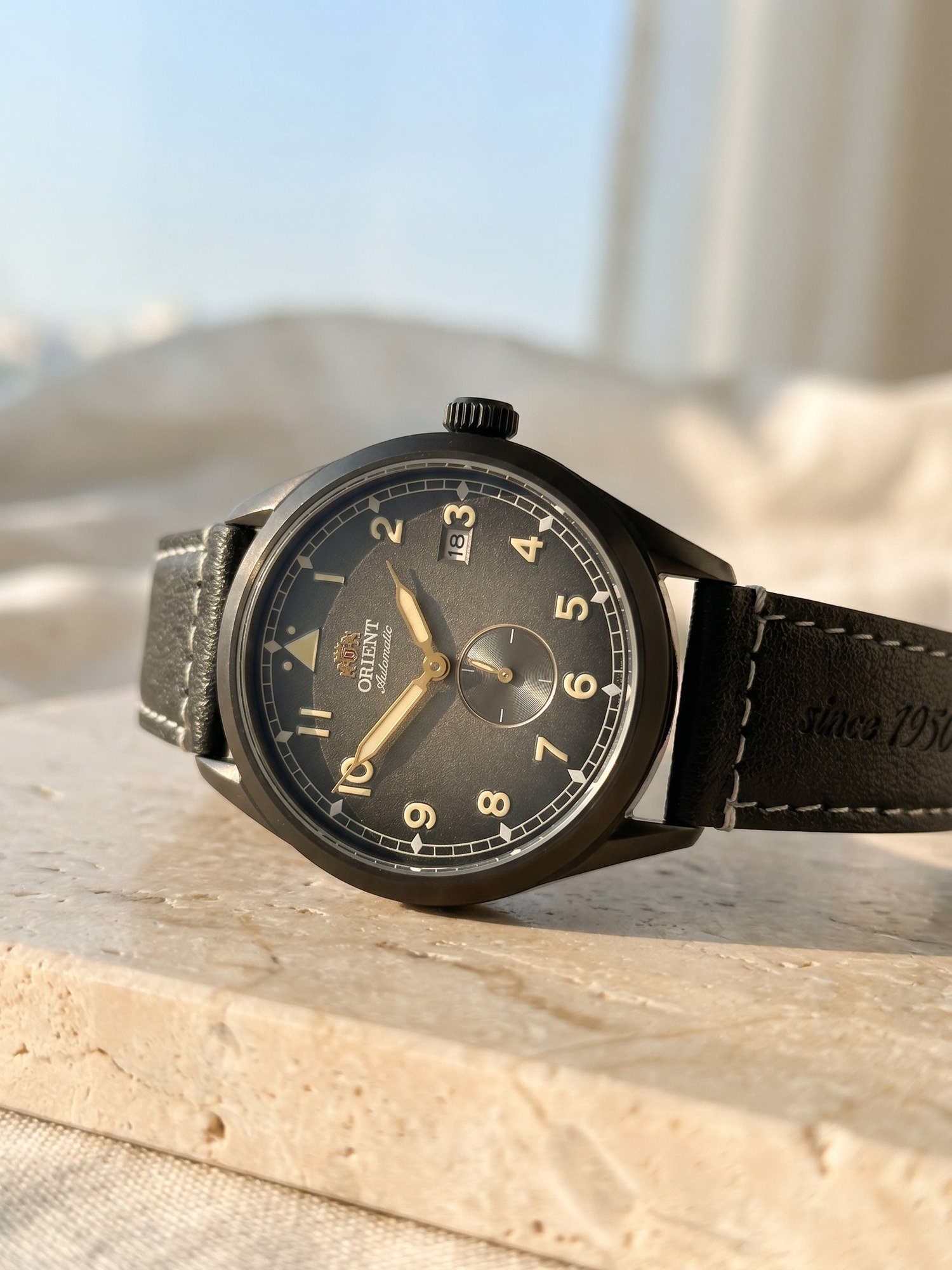 Orient Special Calibers Pilot Automático Preto e Dourado Couro