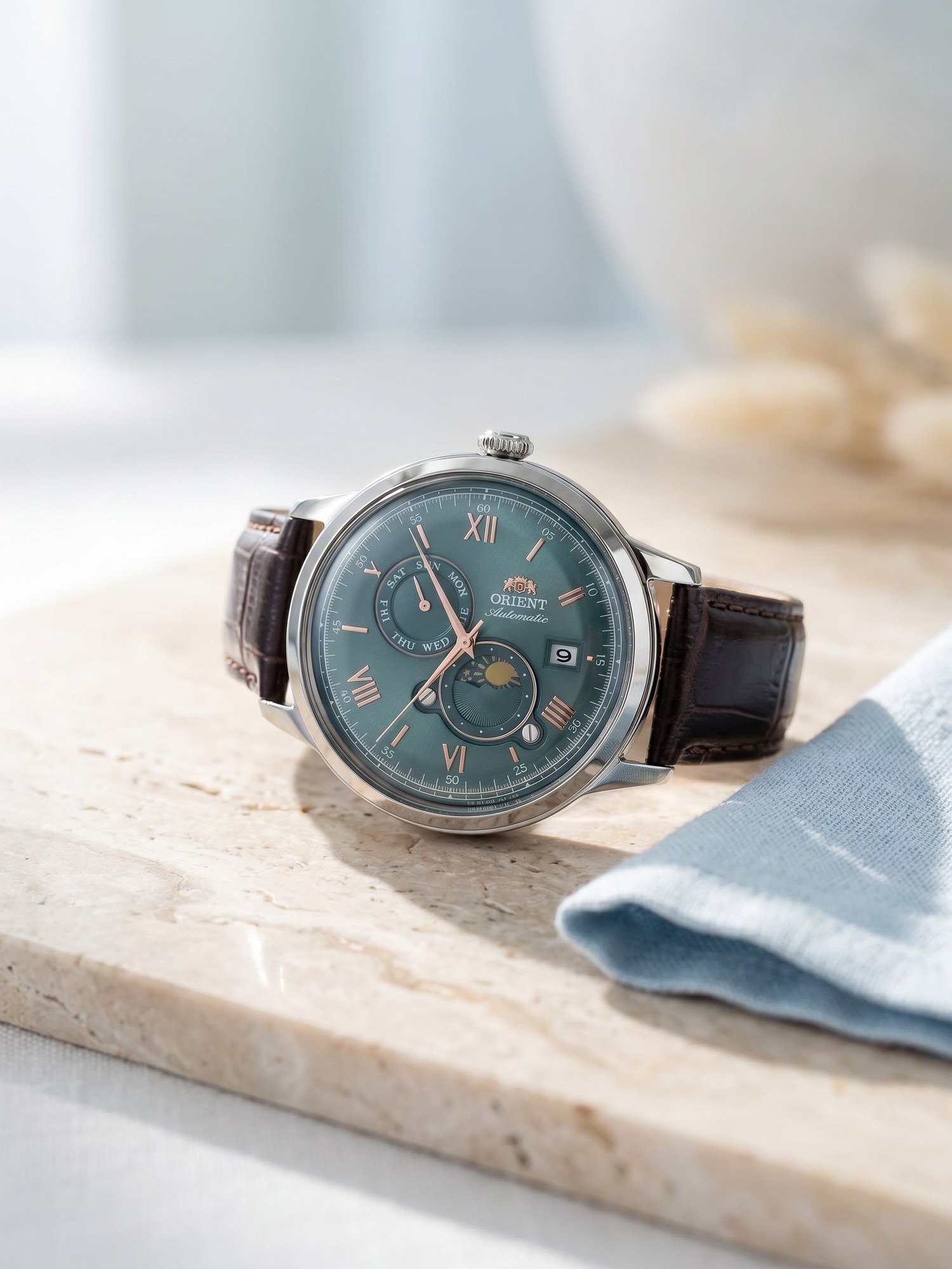 Orient Bambino Sun & Moon Automático Verde Couro