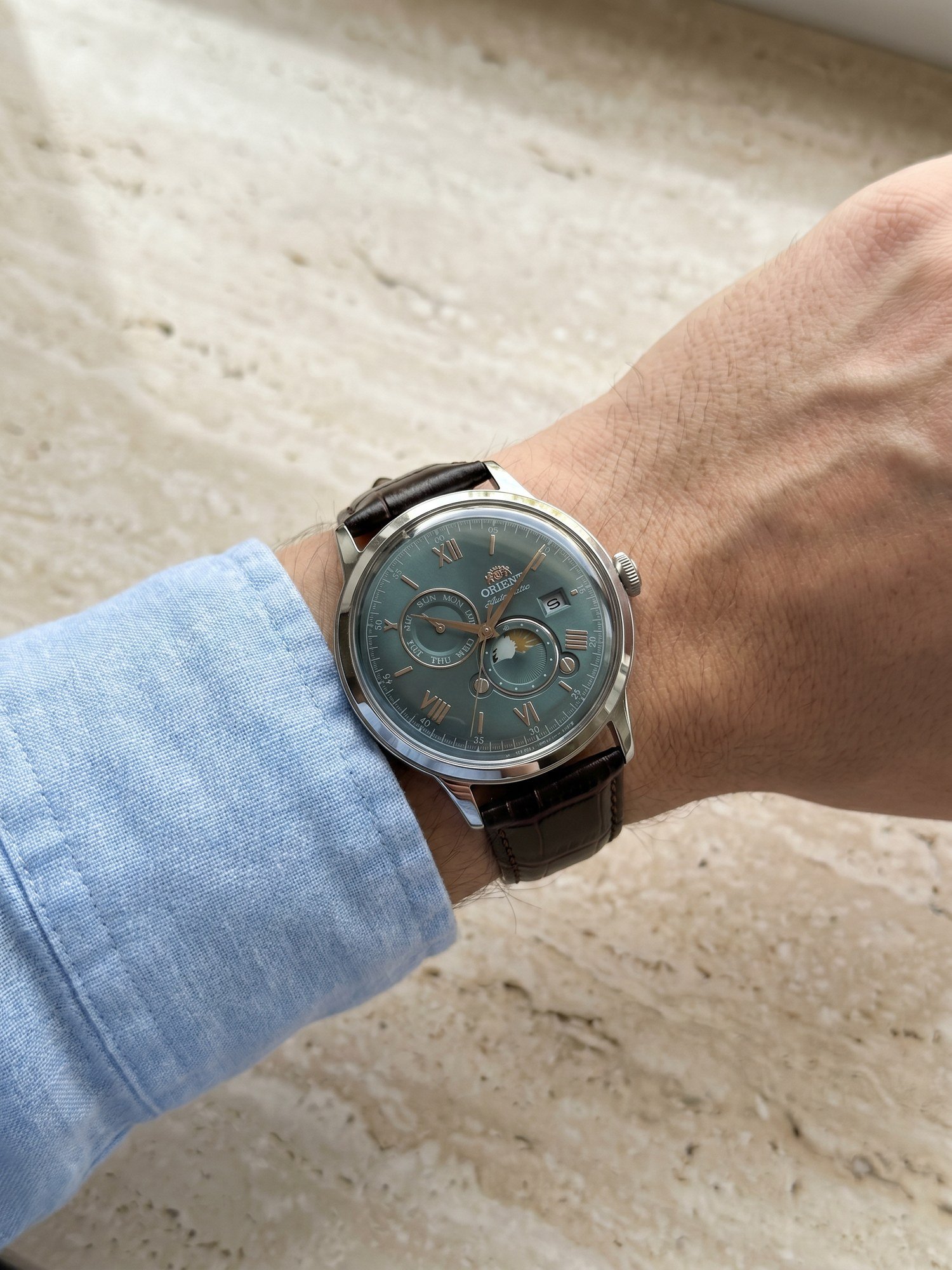 Orient Bambino Sun & Moon Automático Verde Couro