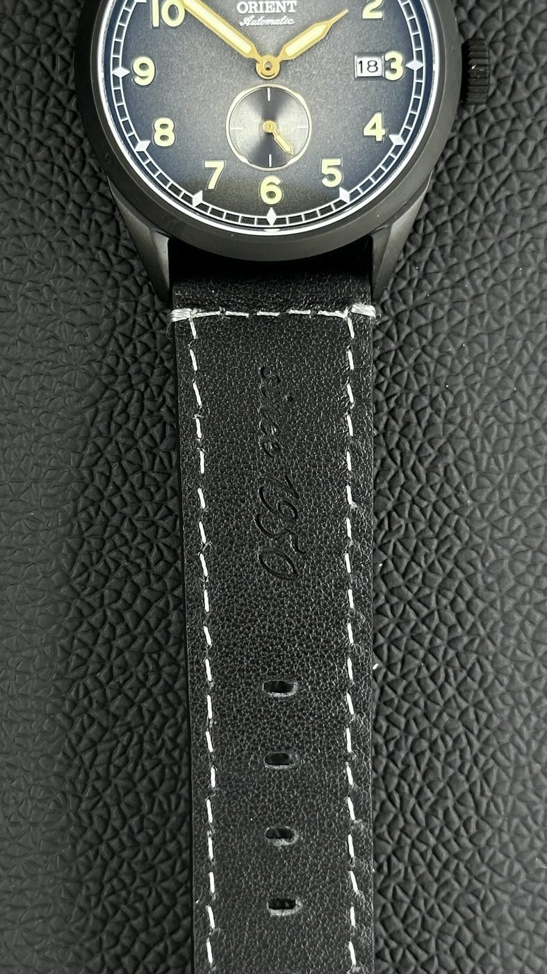 Orient Special Calibers Pilot Automático Preto e Dourado Couro