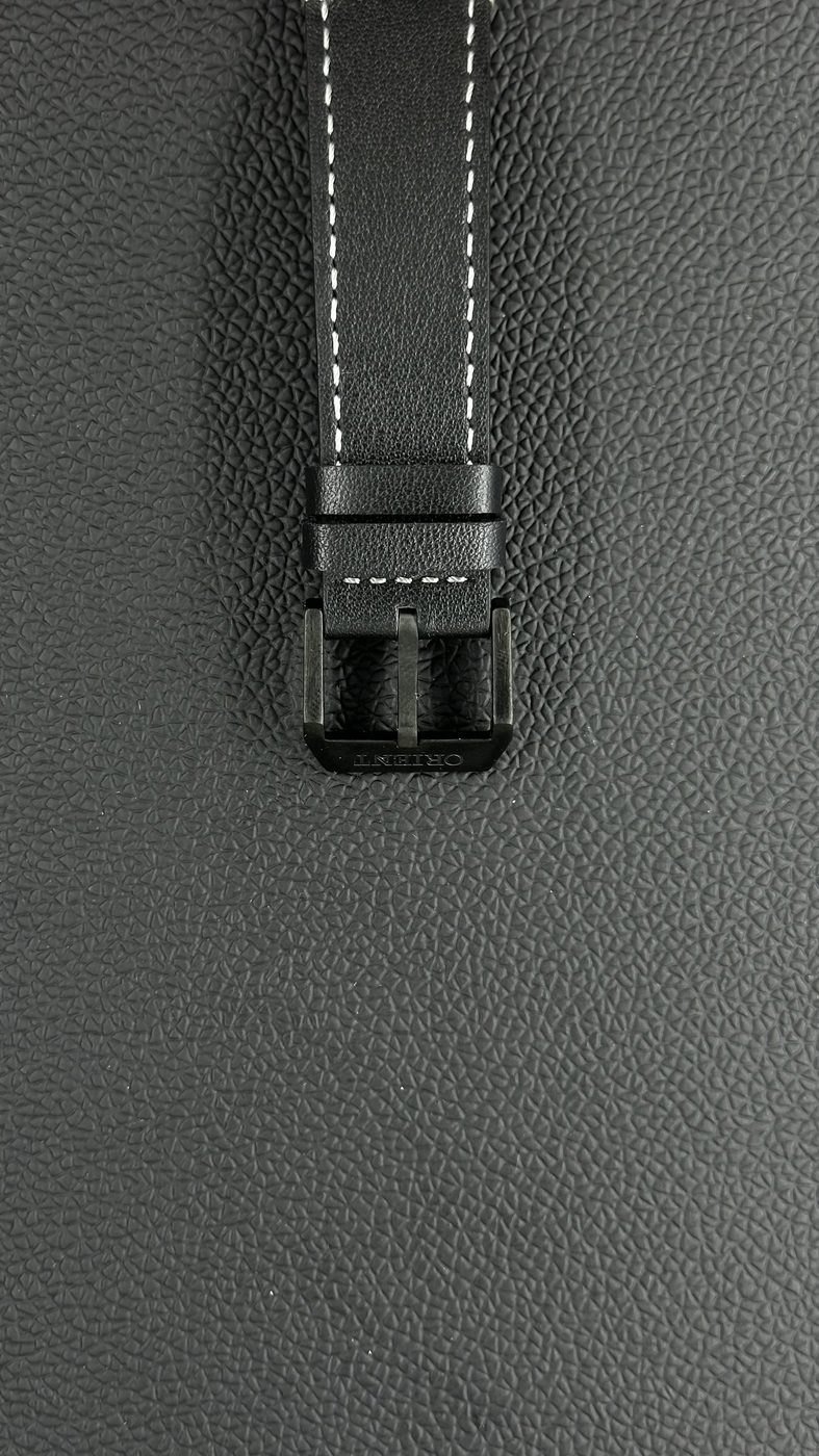 Orient Special Calibers Pilot Automático Preto e Dourado Couro