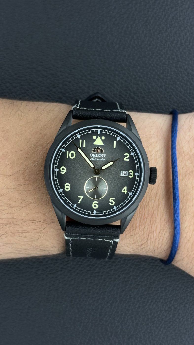 Orient Special Calibers Pilot Automático Preto e Dourado Couro