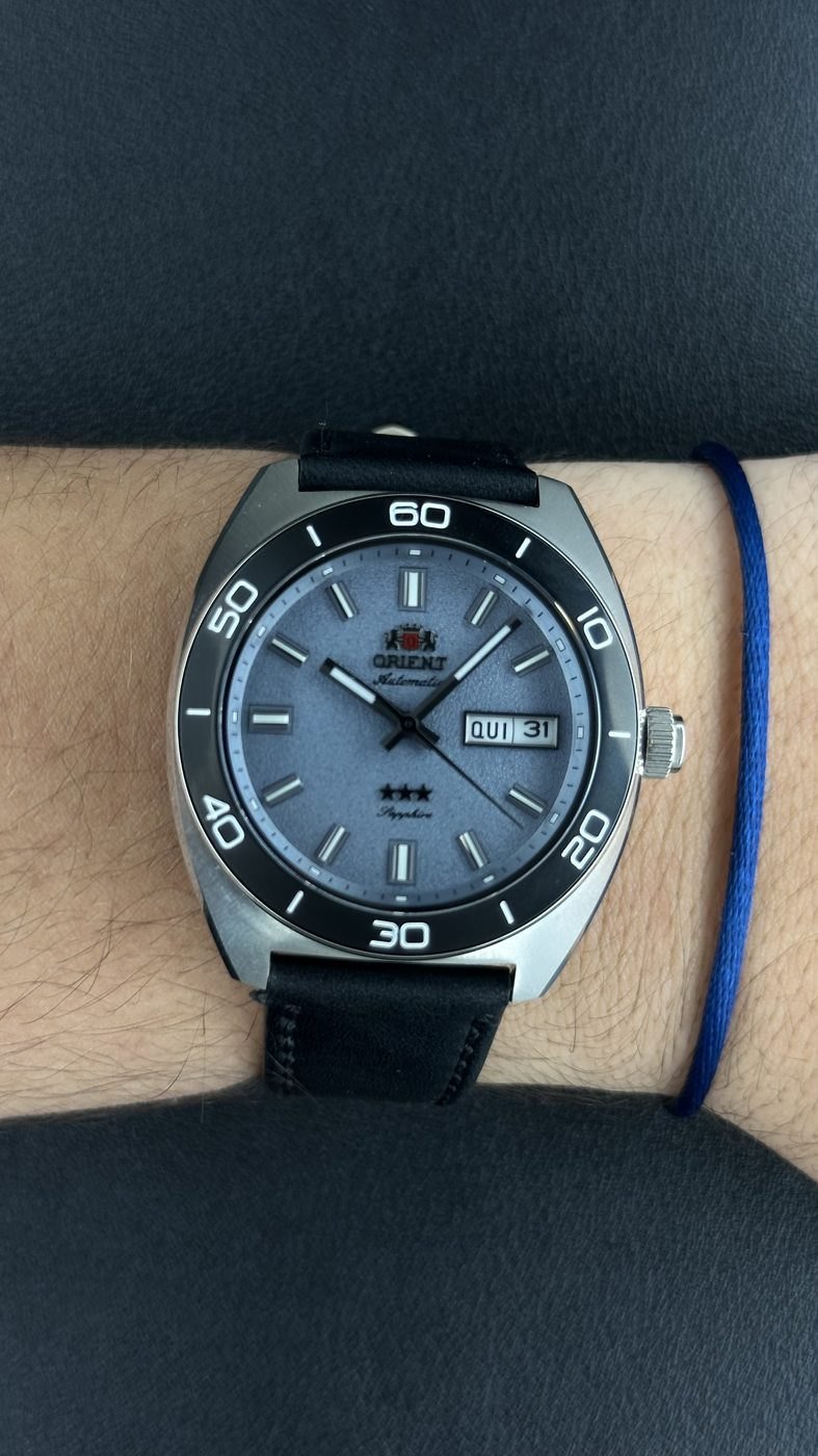 Orient Elegance 3 Estrelas Automático Azul Couro
