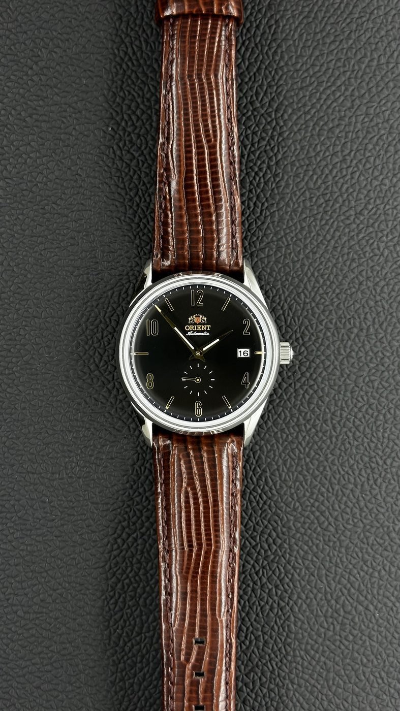 Orient Special Calibers Preto e Dourado Couro