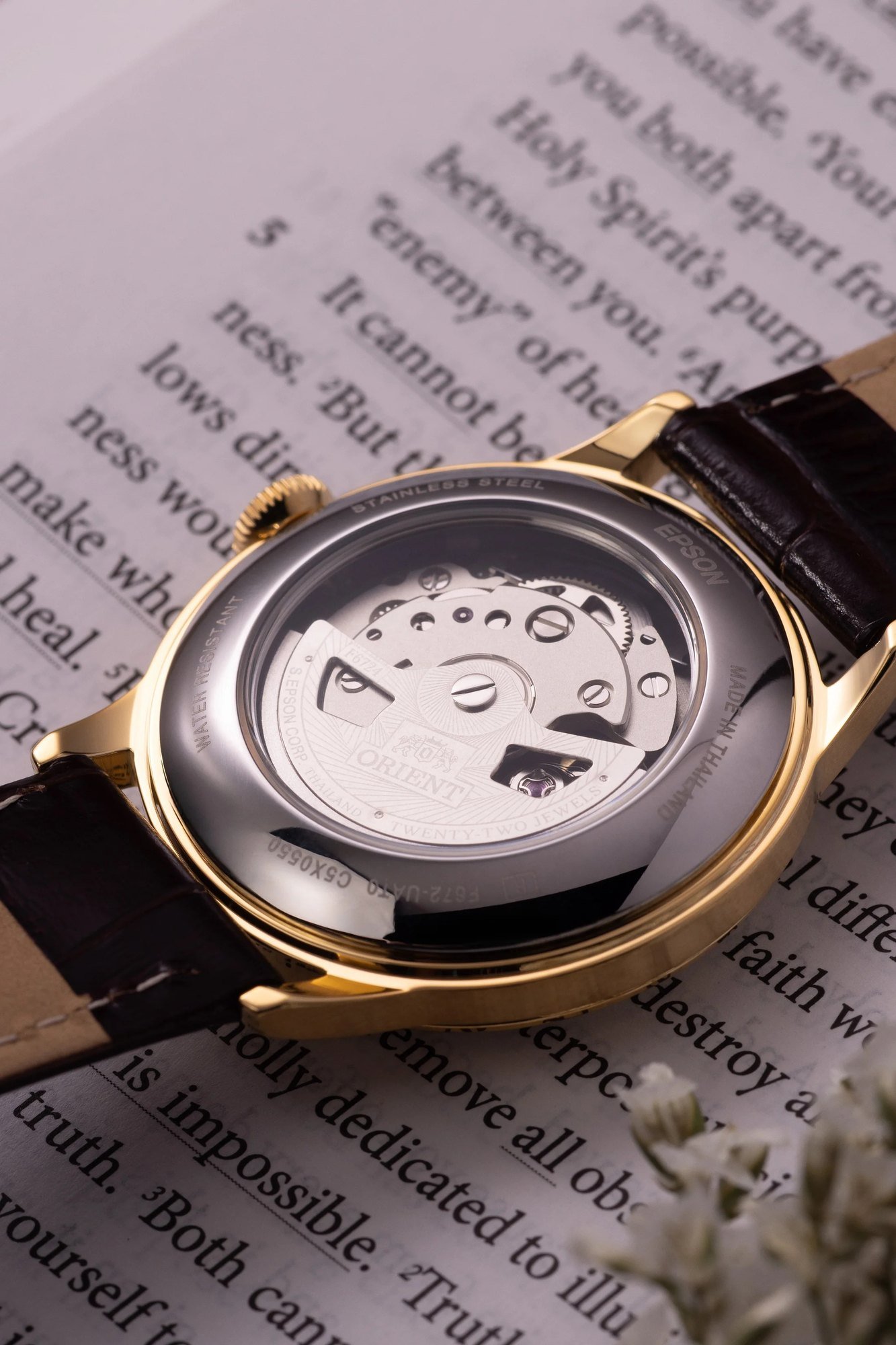 Orient Bambino V7 Automático Branco e Dourado Couro
