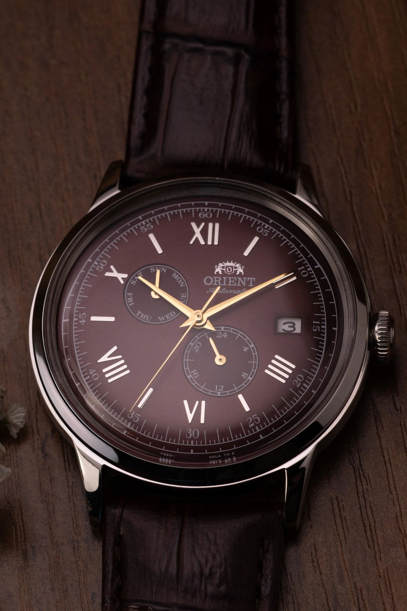 Orient Bambino V8 Multifunção Automático Vermelho Couro