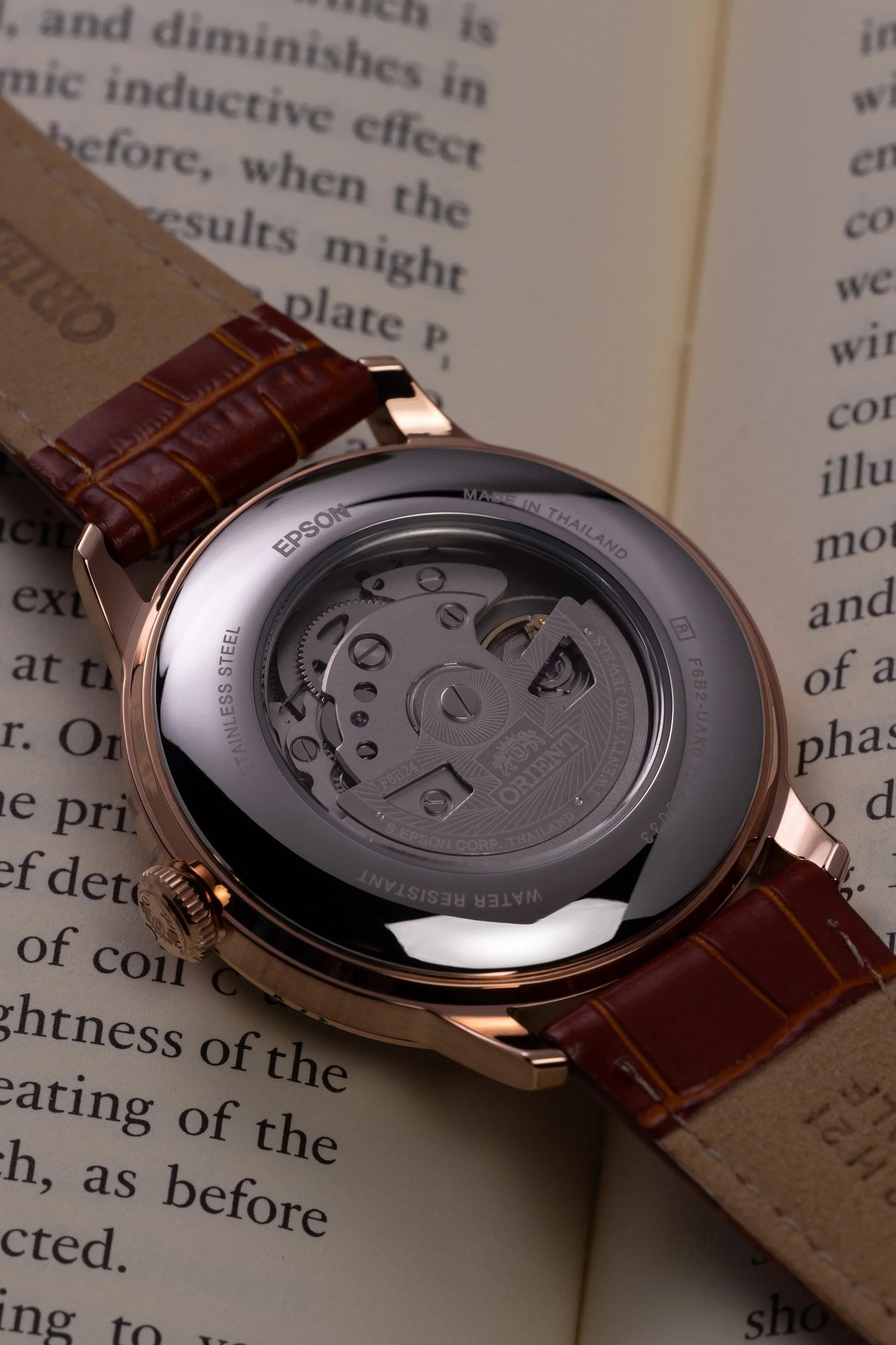 Orient Bambino V9 Sun & Moon Automático Branco e Rosé Gold Couro