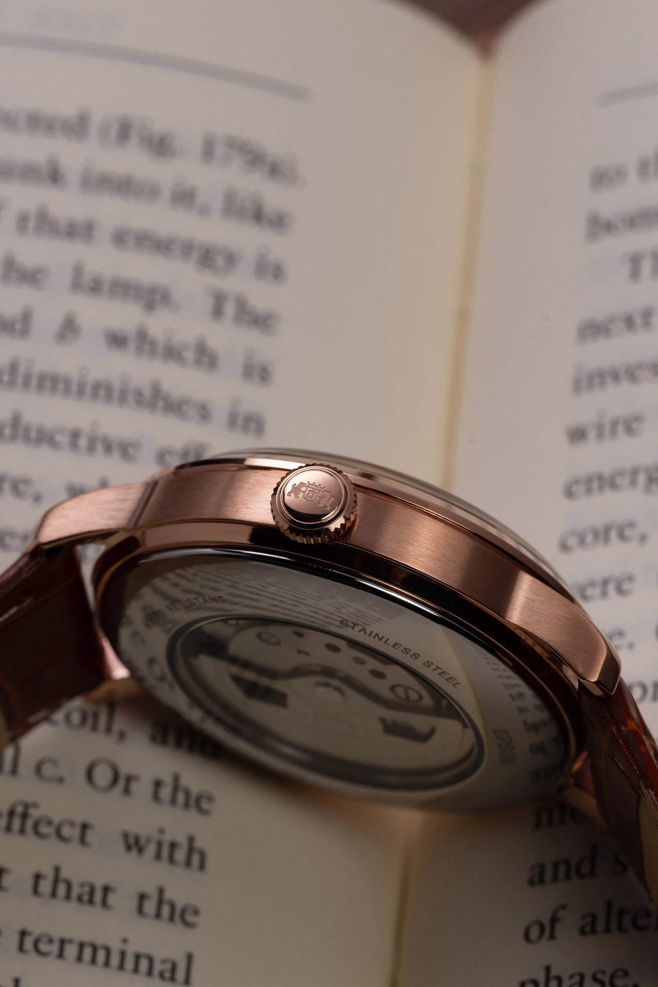 Orient Bambino V9 Sun & Moon Automático Branco e Rosé Gold Couro